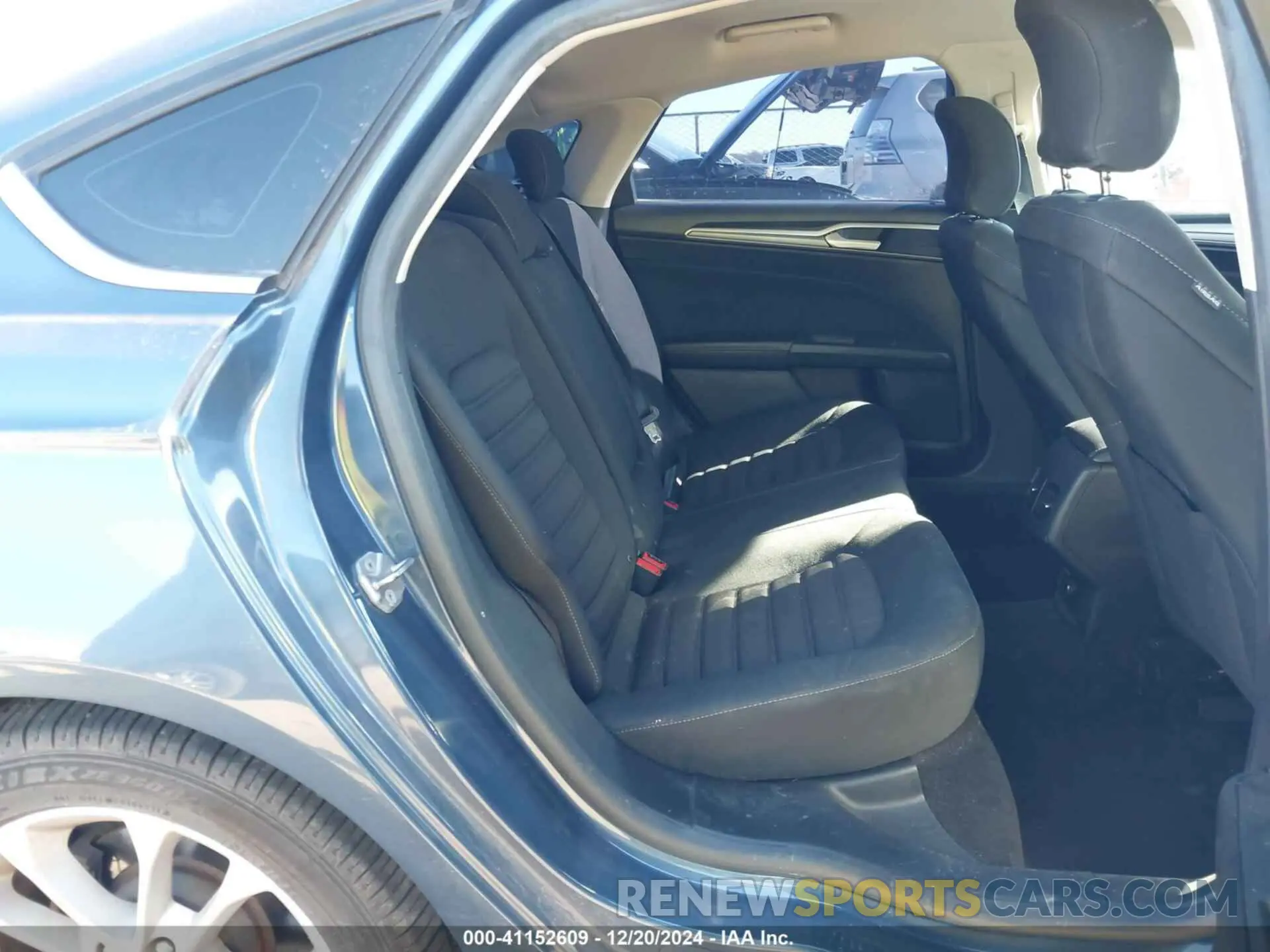 8 fotografías del automóvil dañado 3FA6P0HD4KR132121 FORD FUSION 2019
