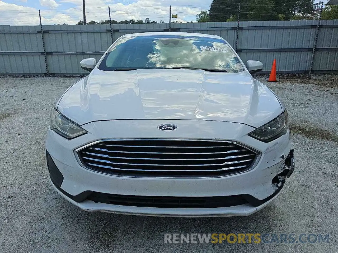 5 fotografías del automóvil dañado 3FA6P0HD4KR145810 FORD FUSION 2019