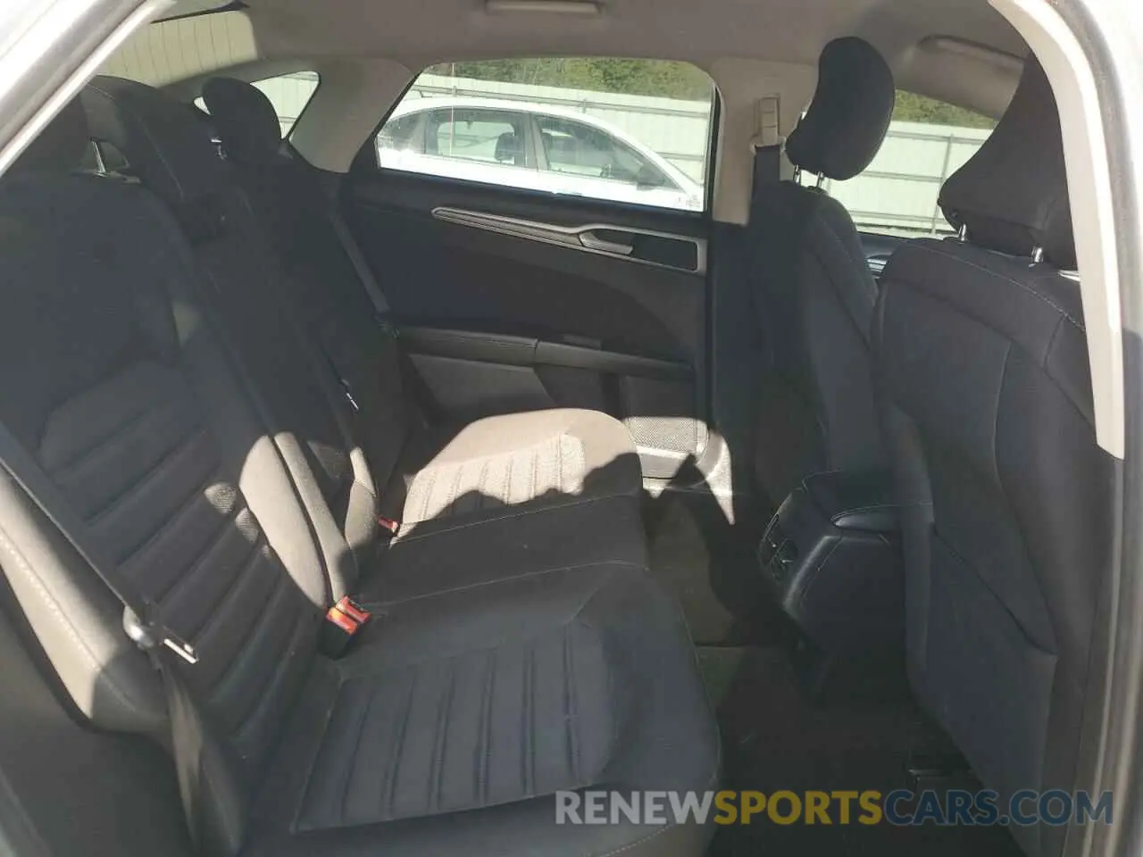 10 fotografías del automóvil dañado 3FA6P0HD4KR171419 FORD FUSION 2019