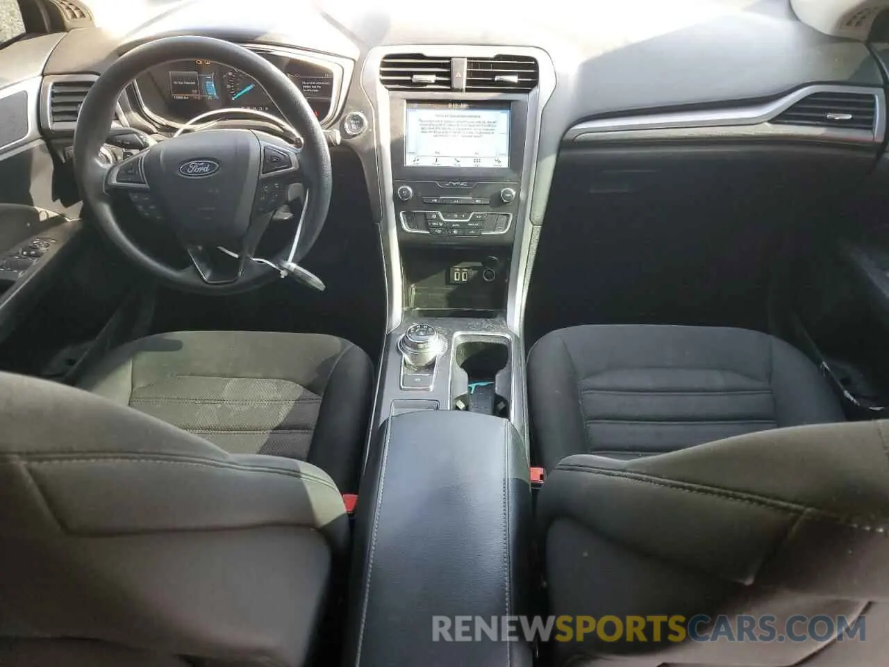 8 fotografías del automóvil dañado 3FA6P0HD4KR171419 FORD FUSION 2019