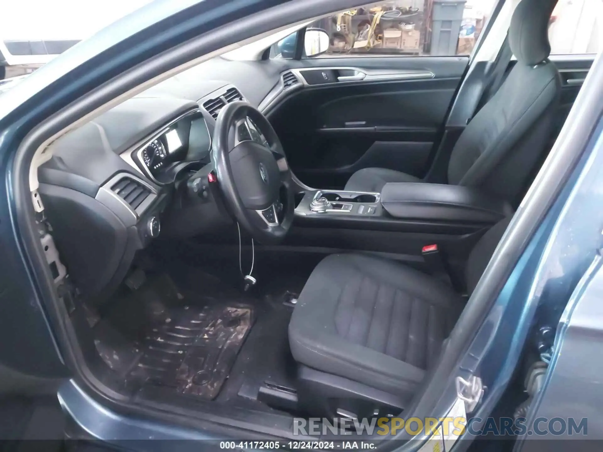 5 fotografías del automóvil dañado 3FA6P0HD4KR173574 FORD FUSION 2019