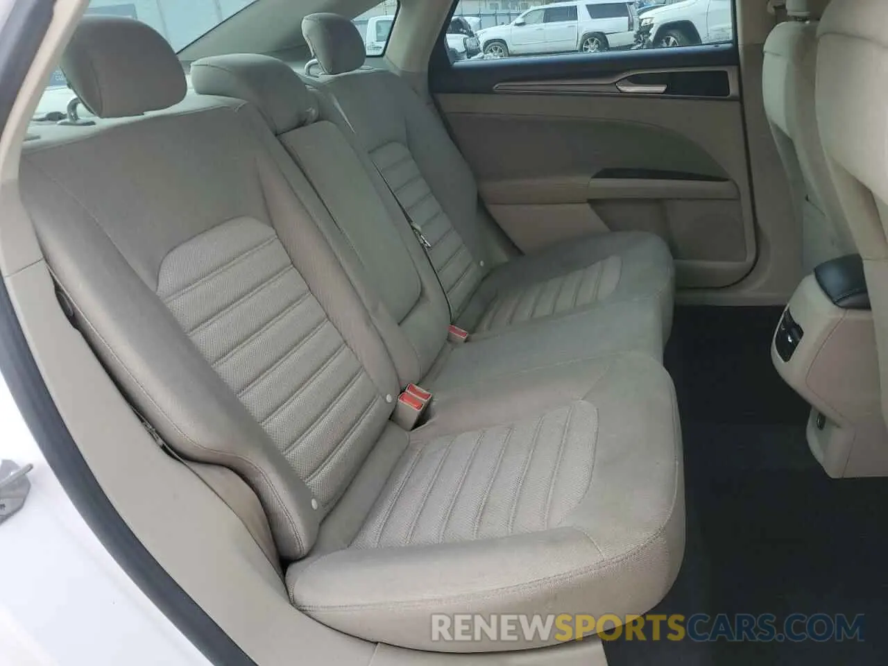 11 fotografías del automóvil dañado 3FA6P0HD4KR200742 FORD FUSION 2019