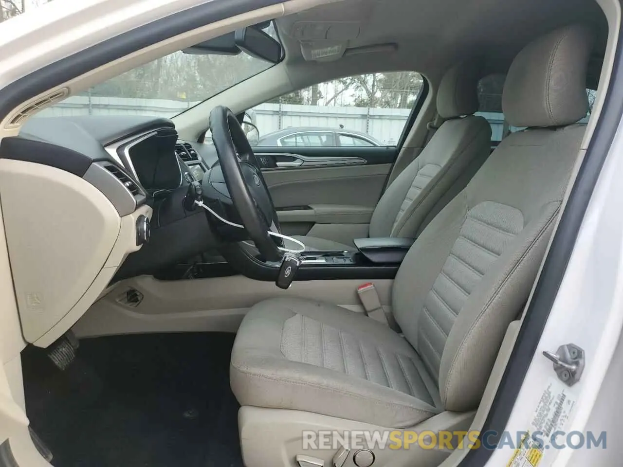 7 fotografías del automóvil dañado 3FA6P0HD4KR200742 FORD FUSION 2019