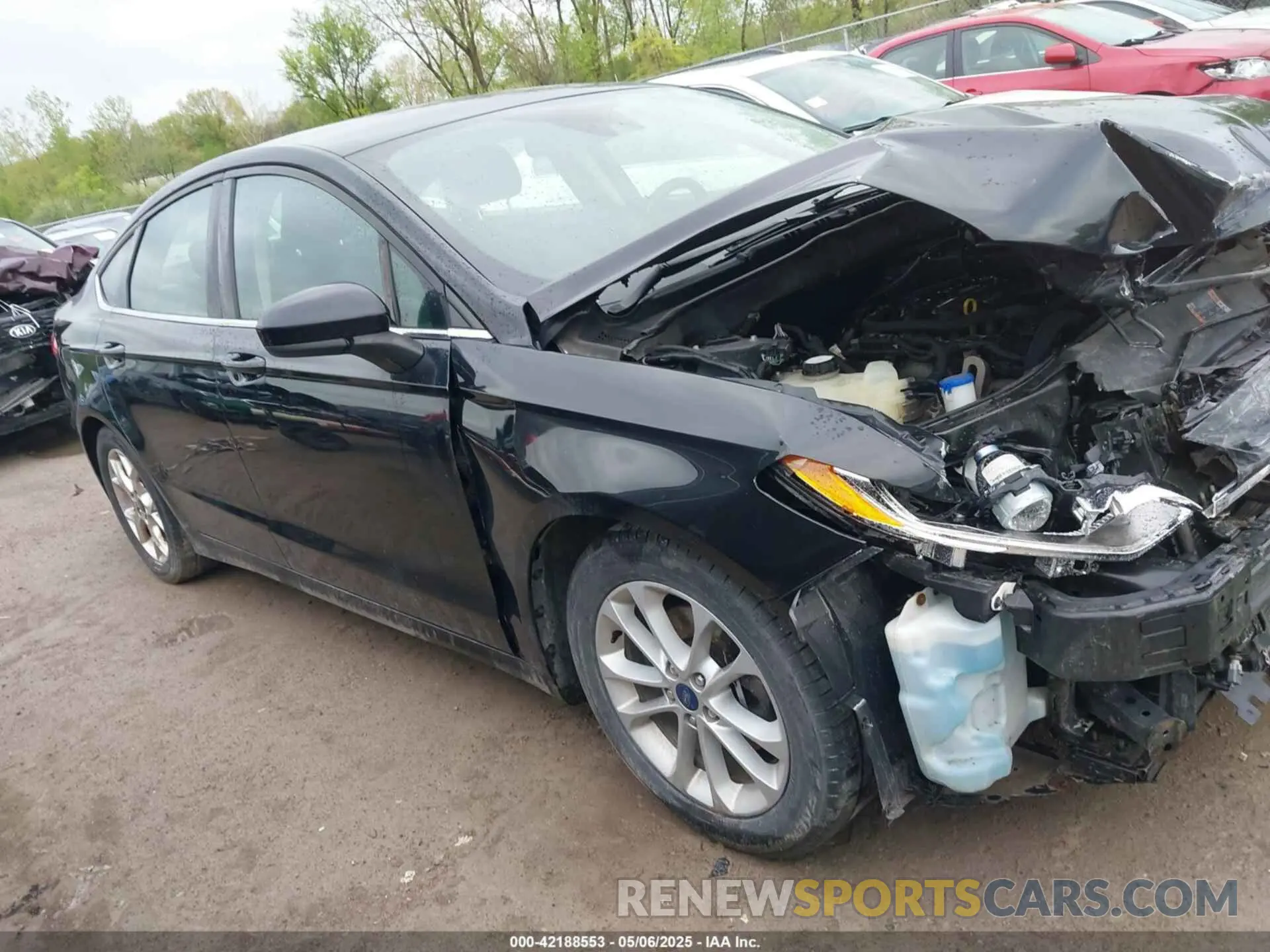 14 fotografías del automóvil dañado 3FA6P0HD4KR249679 FORD FUSION 2019
