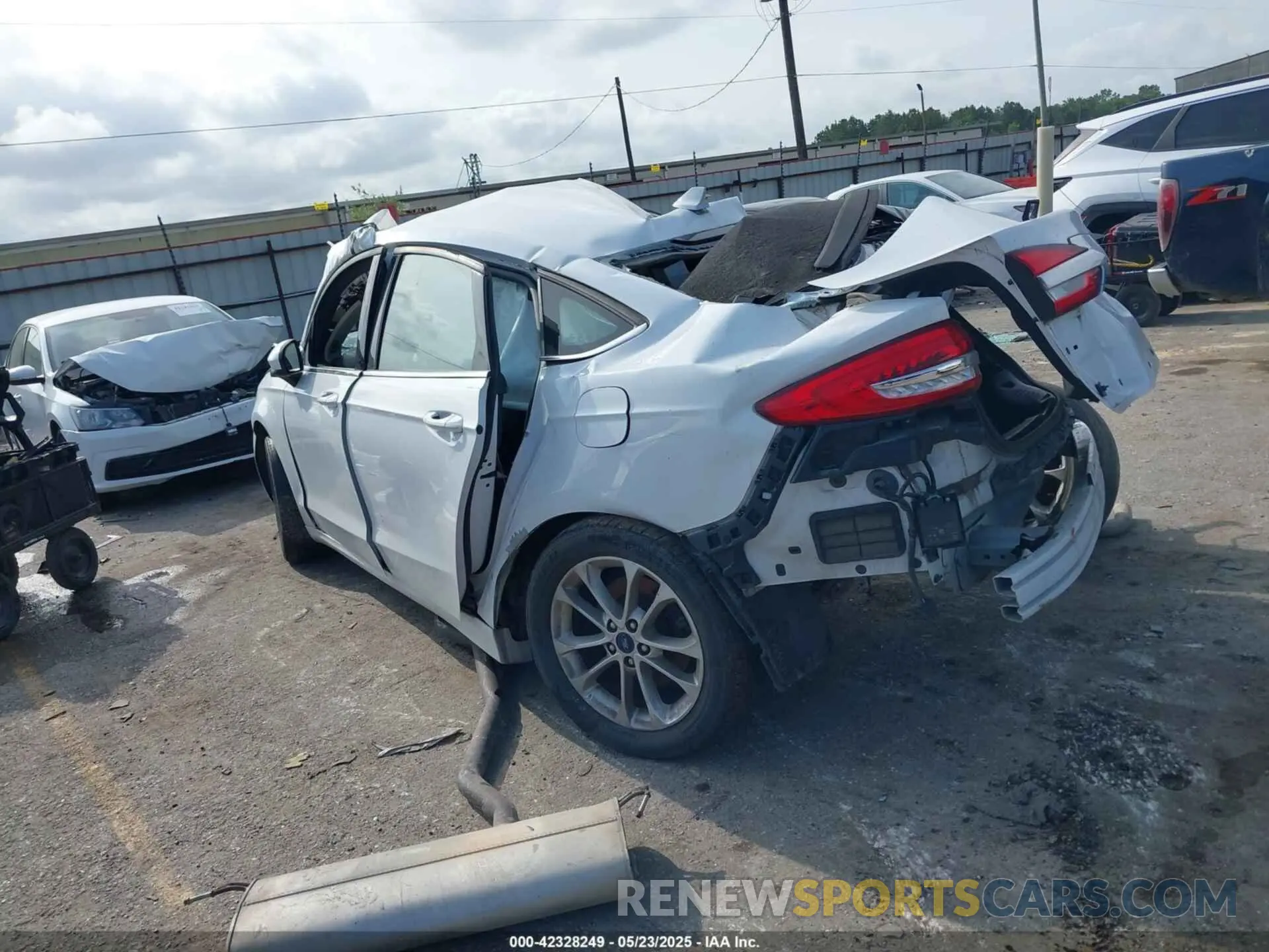 3 fotografías del automóvil dañado 3FA6P0HD4KR268412 FORD FUSION 2019