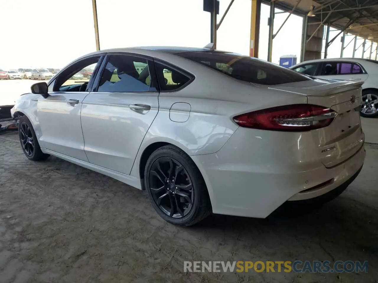 2 fotografías del automóvil dañado 3FA6P0HD5KR108572 FORD FUSION 2019