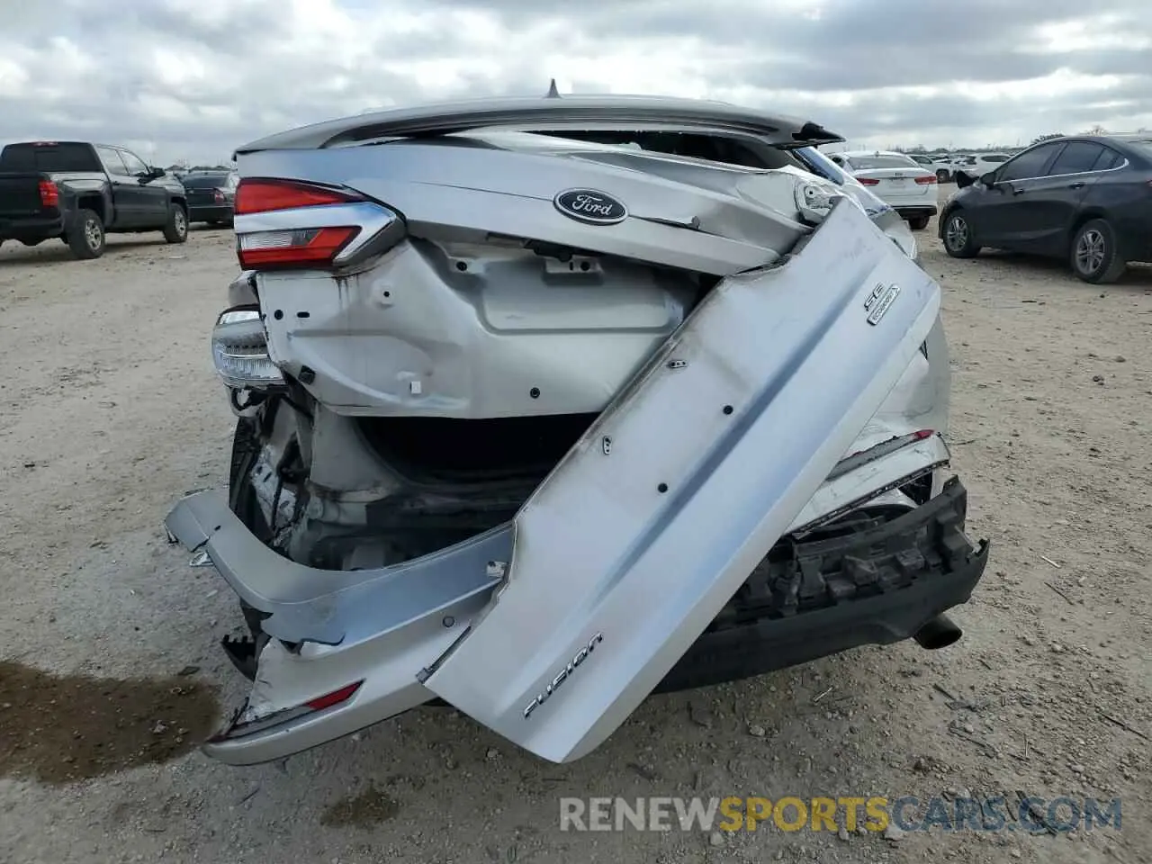 6 fotografías del automóvil dañado 3FA6P0HD5KR132662 FORD FUSION 2019