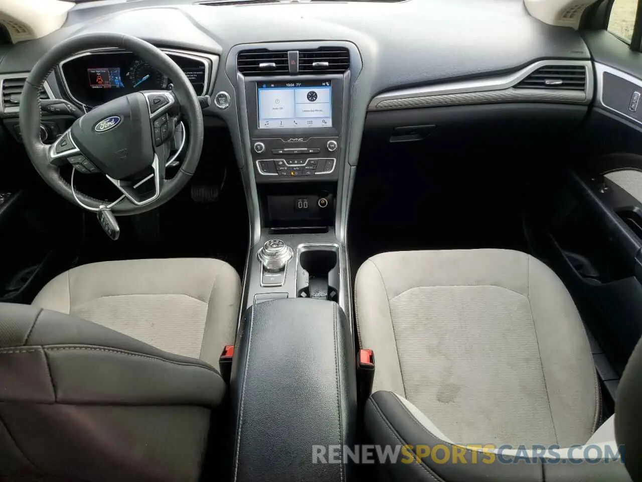 8 fotografías del automóvil dañado 3FA6P0HD5KR132662 FORD FUSION 2019