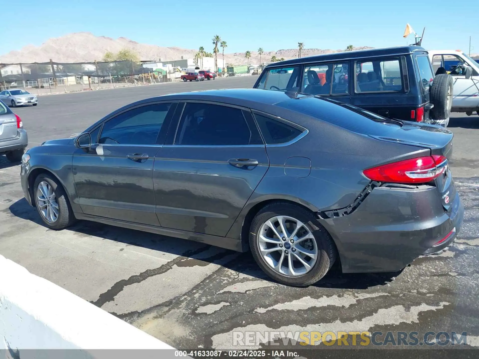 15 fotografías del automóvil dañado 3FA6P0HD5KR176497 FORD FUSION 2019