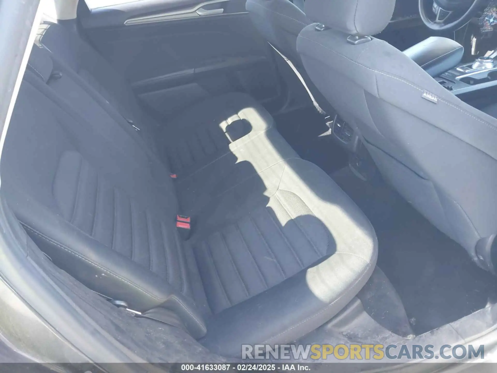 8 fotografías del automóvil dañado 3FA6P0HD5KR176497 FORD FUSION 2019
