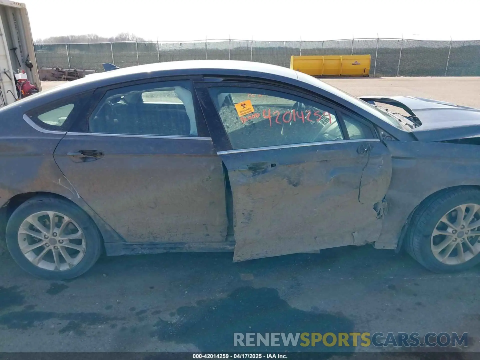 13 fotografías del automóvil dañado 3FA6P0HD5KR251473 FORD FUSION 2019
