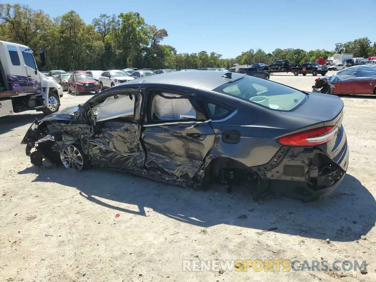 2 fotografías del automóvil dañado 3FA6P0HD6KR247142 FORD FUSION 2019