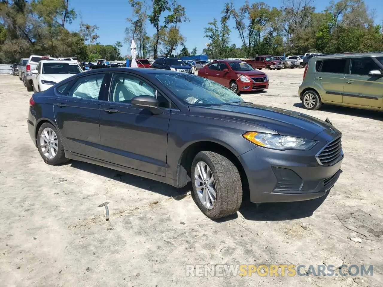 4 fotografías del automóvil dañado 3FA6P0HD6KR247142 FORD FUSION 2019