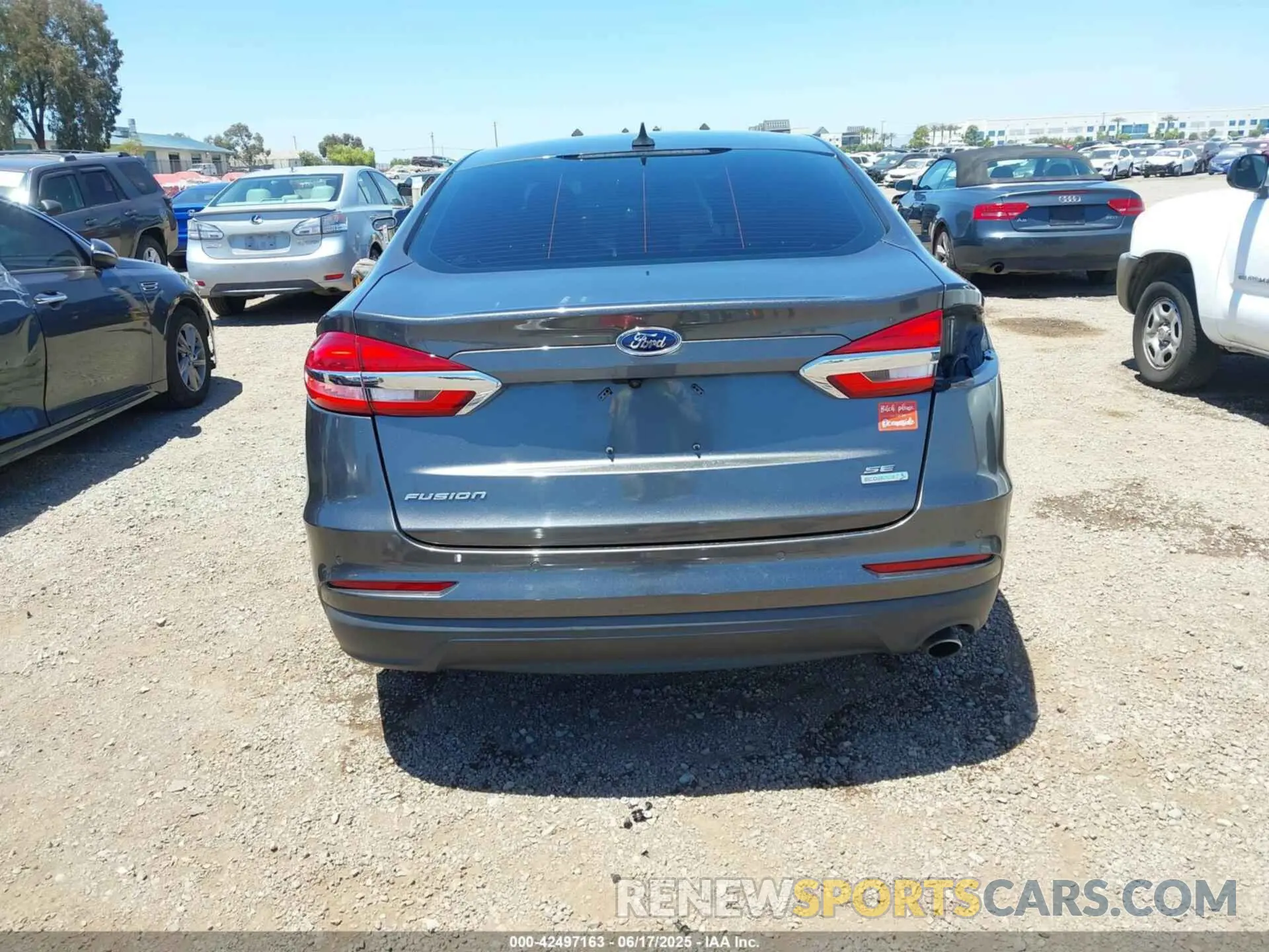 17 fotografías del automóvil dañado 3FA6P0HD6KR251742 FORD FUSION 2019