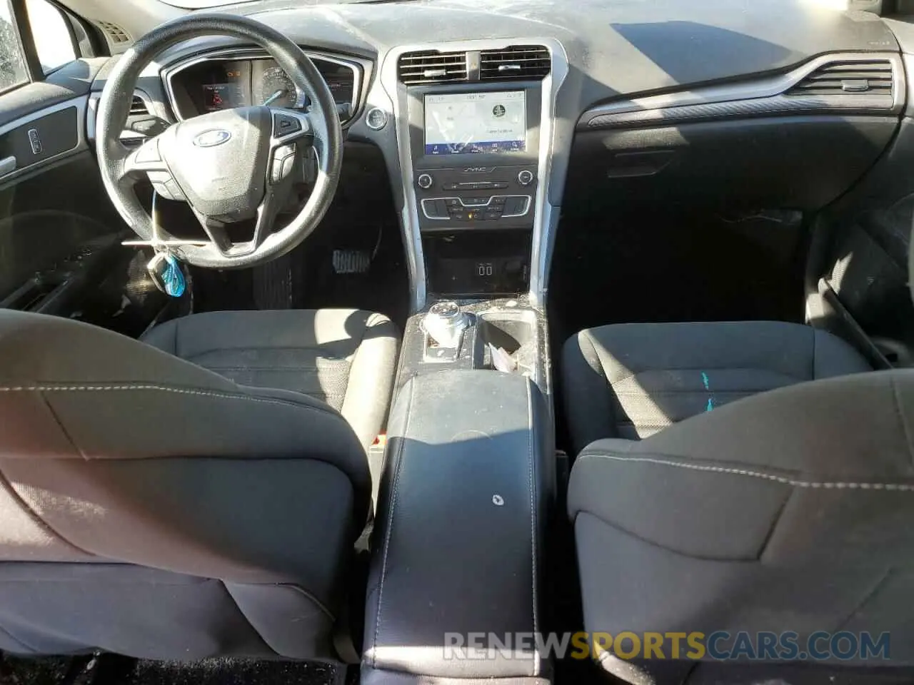 8 fotografías del automóvil dañado 3FA6P0HD6KR258495 FORD FUSION 2019