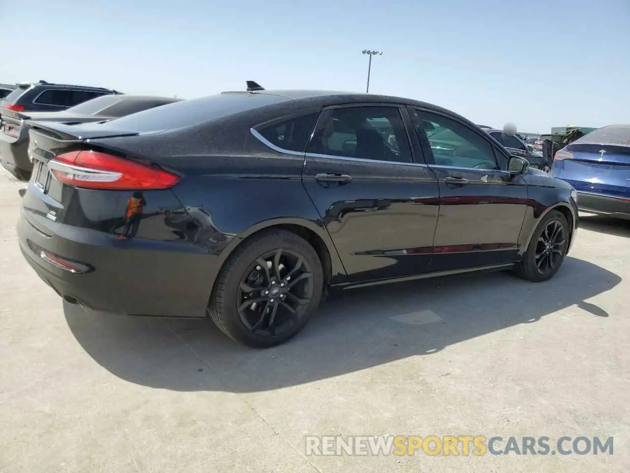 3 fotografías del automóvil dañado 3FA6P0HD6KR283560 FORD FUSION 2019