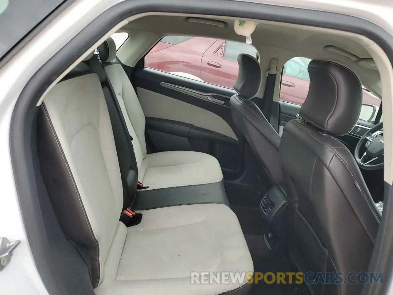 10 fotografías del automóvil dañado 3FA6P0HD7KR146465 FORD FUSION 2019