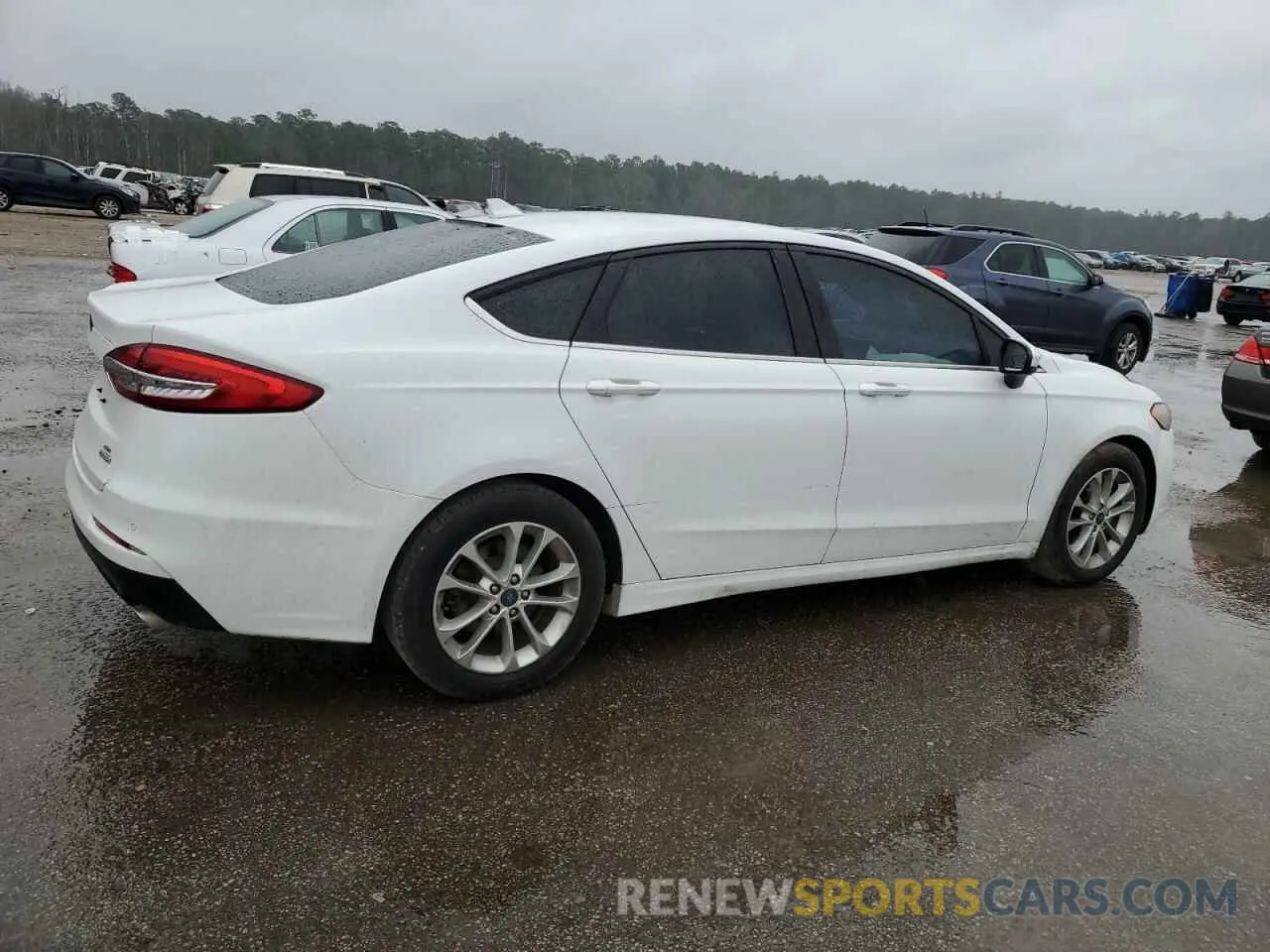 3 fotografías del automóvil dañado 3FA6P0HD7KR228793 FORD FUSION 2019
