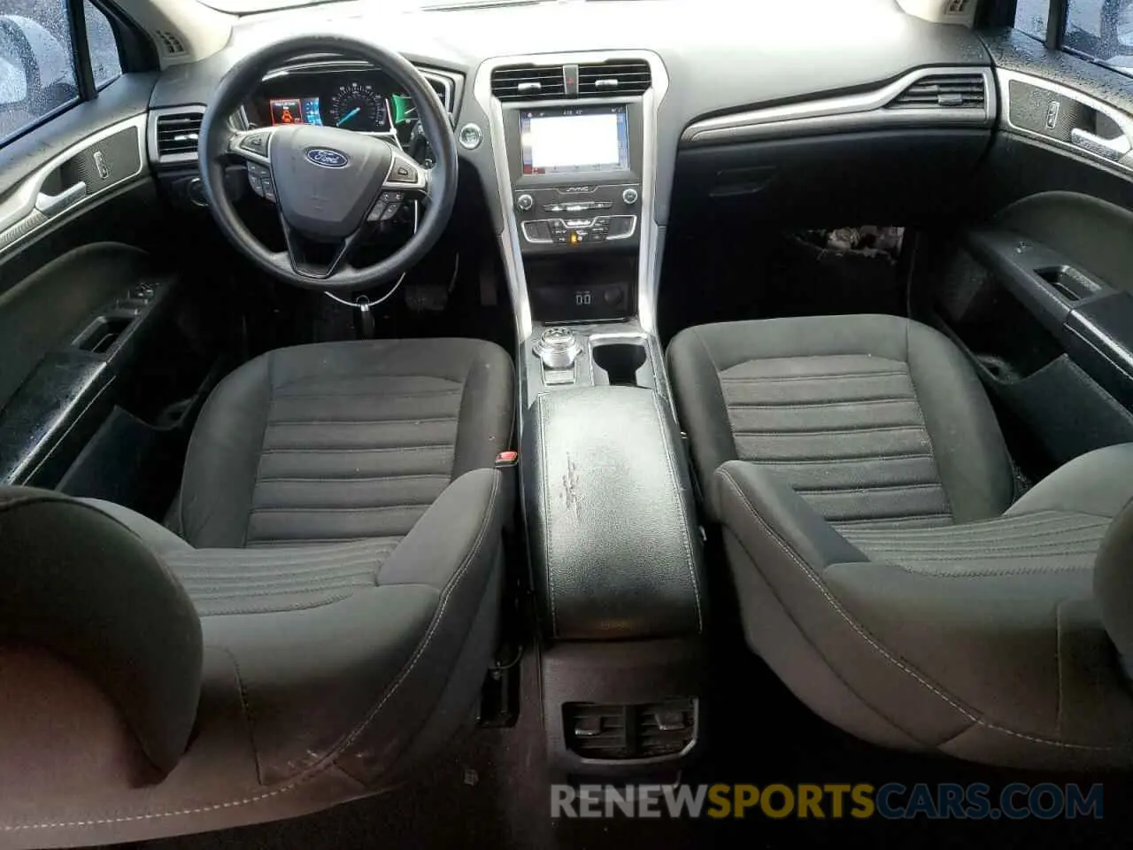 8 fotografías del automóvil dañado 3FA6P0HD7KR228793 FORD FUSION 2019