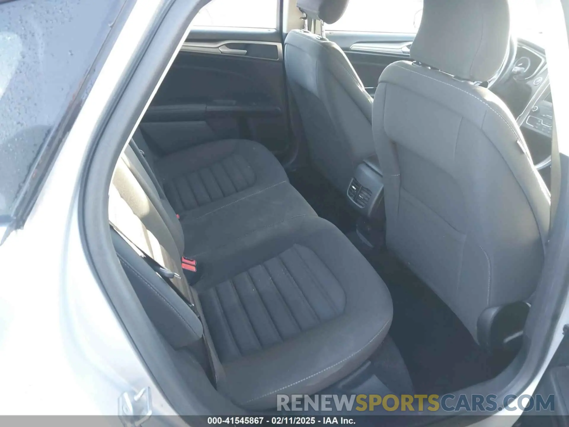 8 fotografías del automóvil dañado 3FA6P0HD8KR115323 FORD FUSION 2019