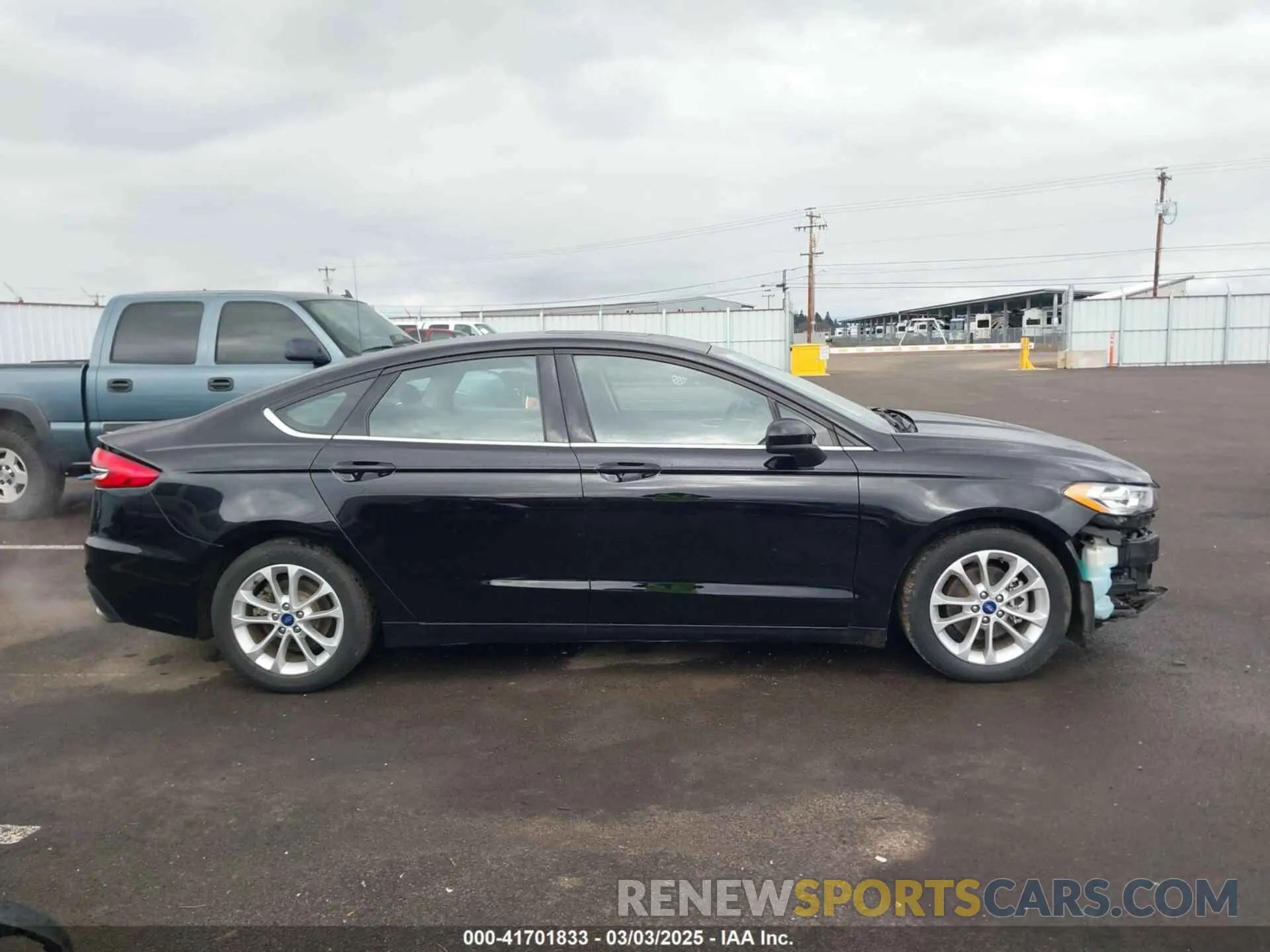 14 fotografías del automóvil dañado 3FA6P0HD8KR179507 FORD FUSION 2019