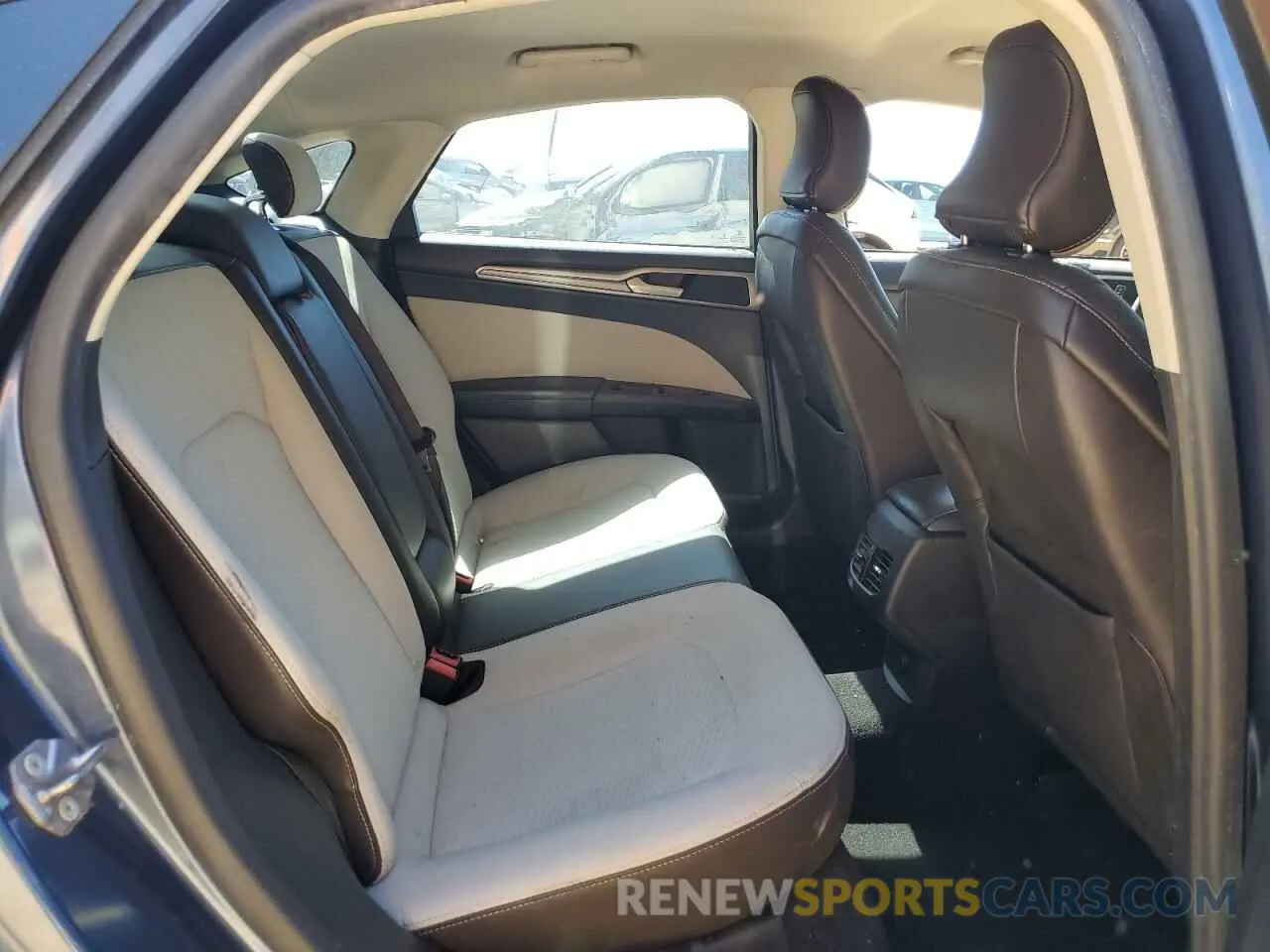 11 fotografías del automóvil dañado 3FA6P0HD8KR228799 FORD FUSION 2019