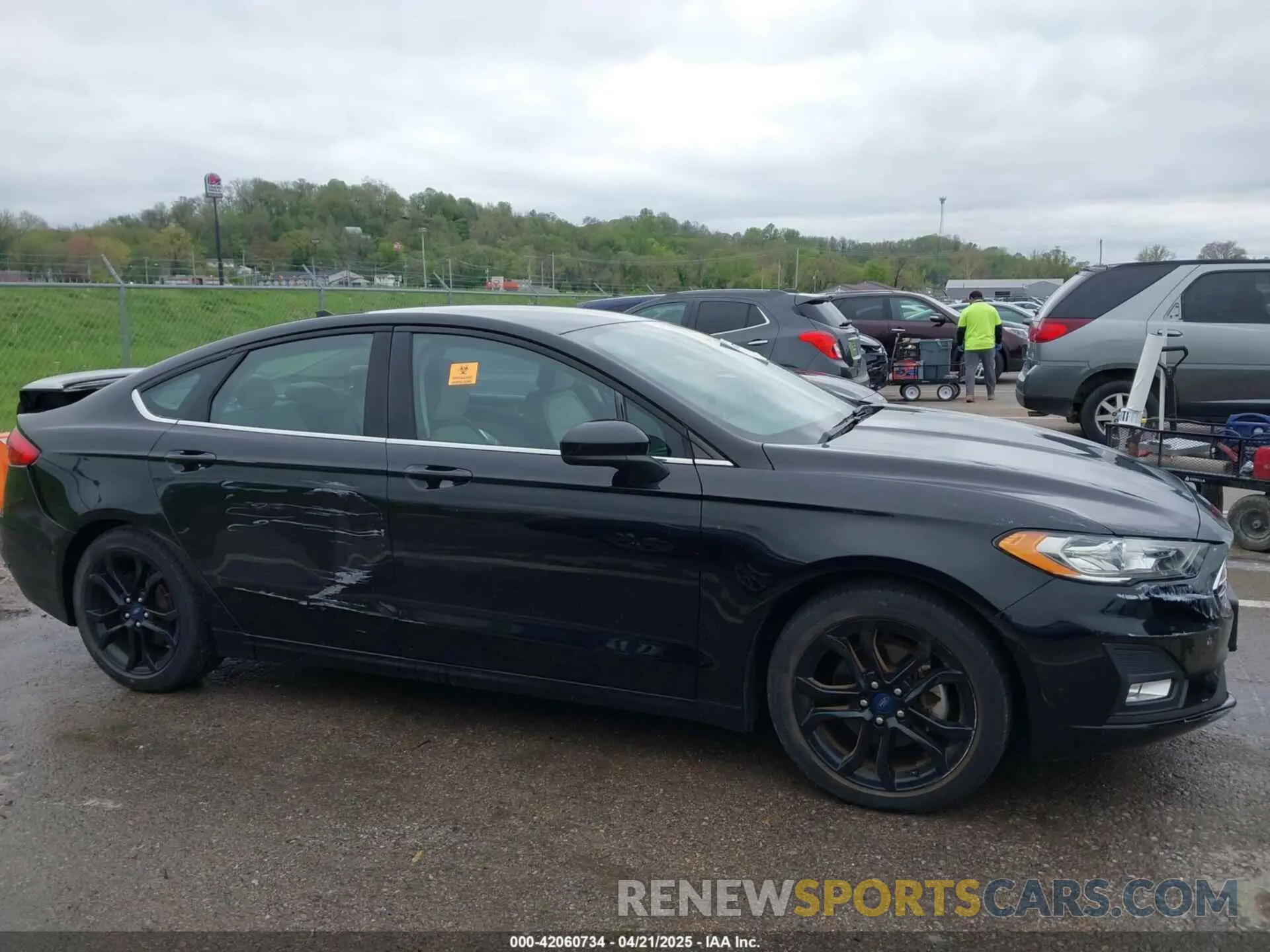 13 fotografías del automóvil dañado 3FA6P0HD8KR250818 FORD FUSION 2019