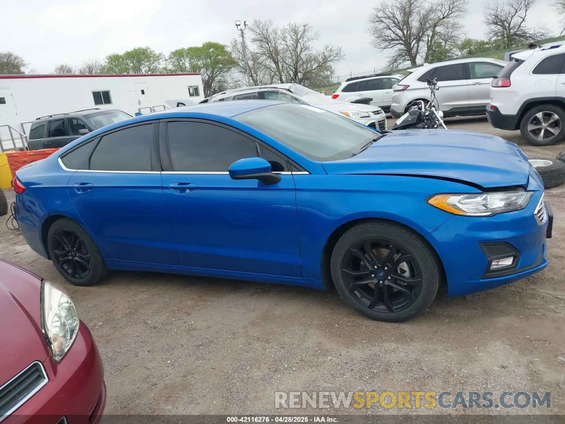 13 fotografías del automóvil dañado 3FA6P0HD8KR251595 FORD FUSION 2019