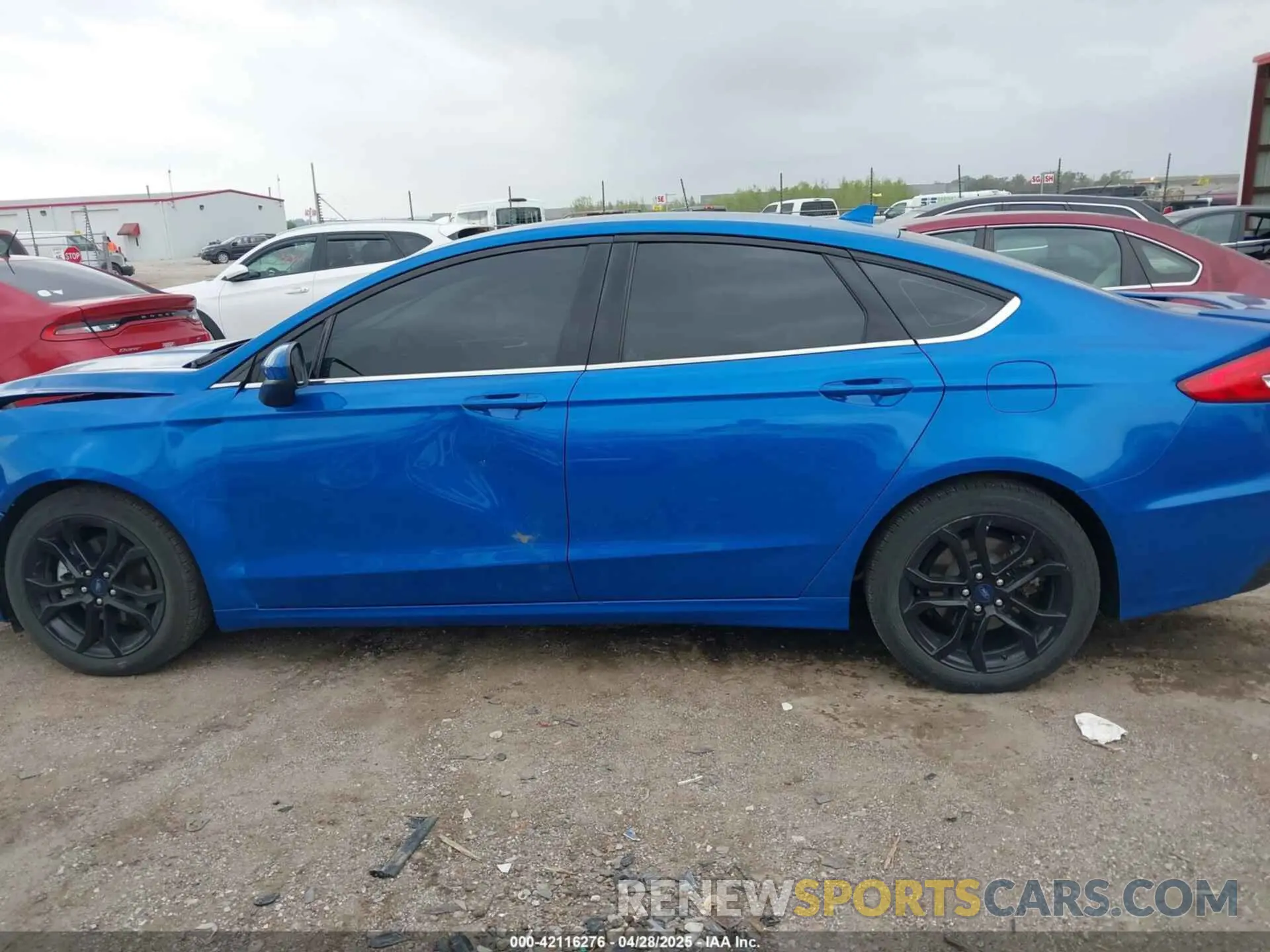 14 fotografías del automóvil dañado 3FA6P0HD8KR251595 FORD FUSION 2019