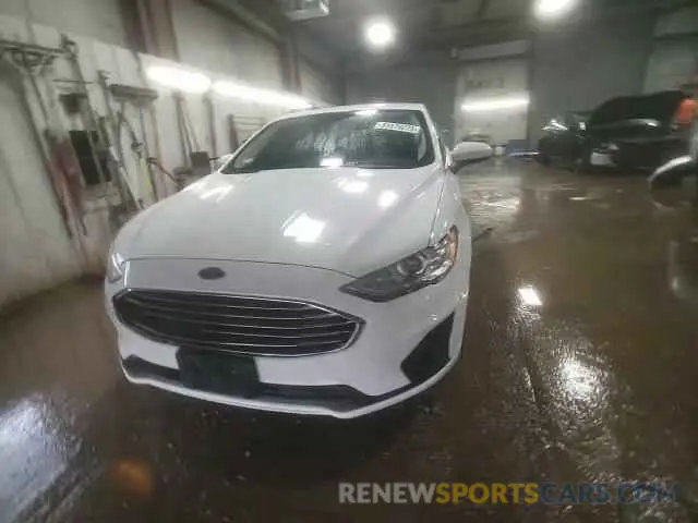 13 fotografías del automóvil dañado 3FA6P0HD9KR128968 FORD FUSION 2019