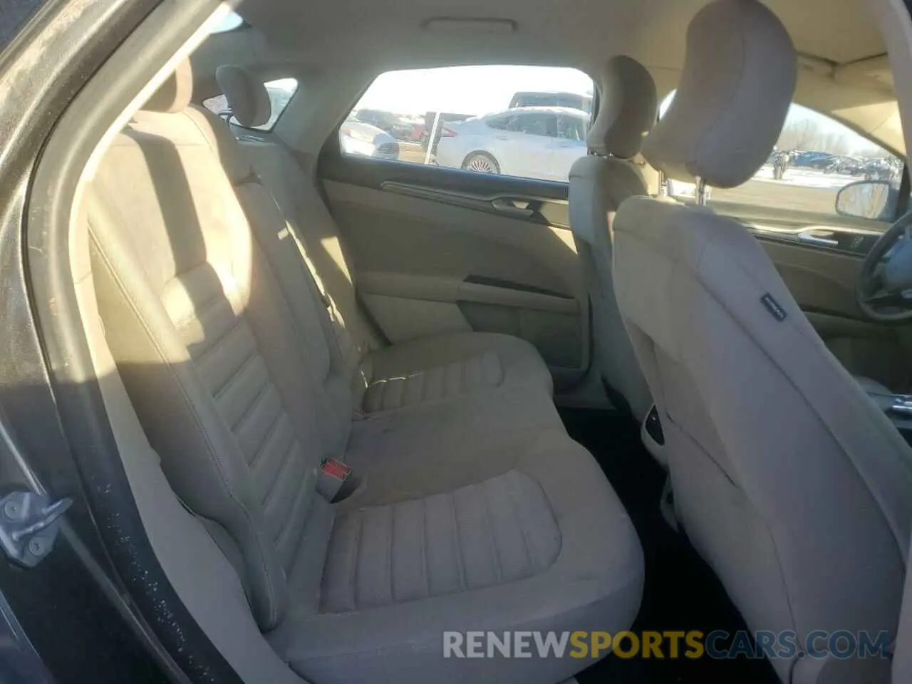 10 fotografías del automóvil dañado 3FA6P0HD9KR131188 FORD FUSION 2019