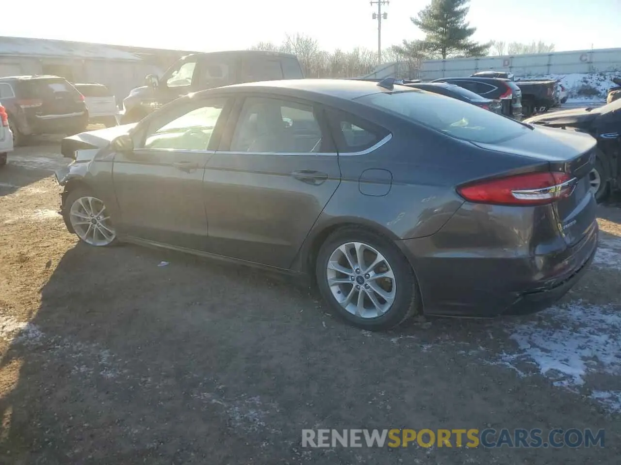 2 fotografías del automóvil dañado 3FA6P0HD9KR131188 FORD FUSION 2019