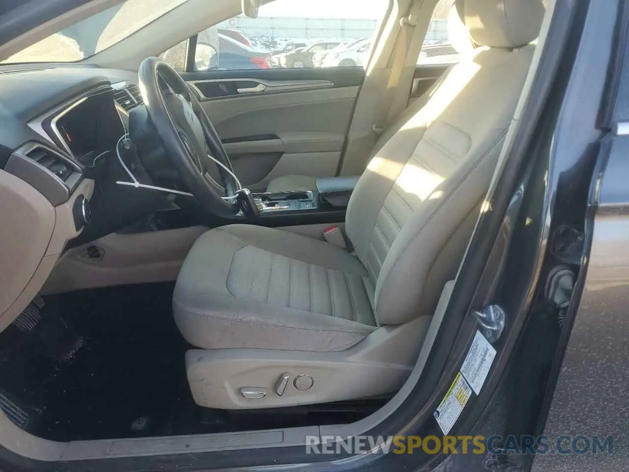 7 fotografías del automóvil dañado 3FA6P0HD9KR131188 FORD FUSION 2019