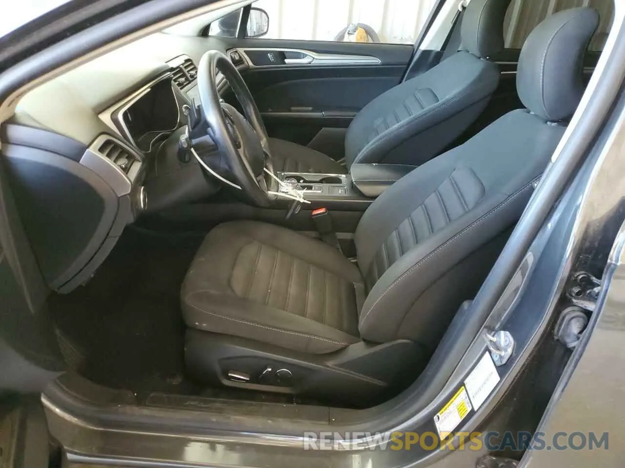 7 fotografías del automóvil dañado 3FA6P0HD9KR148217 FORD FUSION 2019