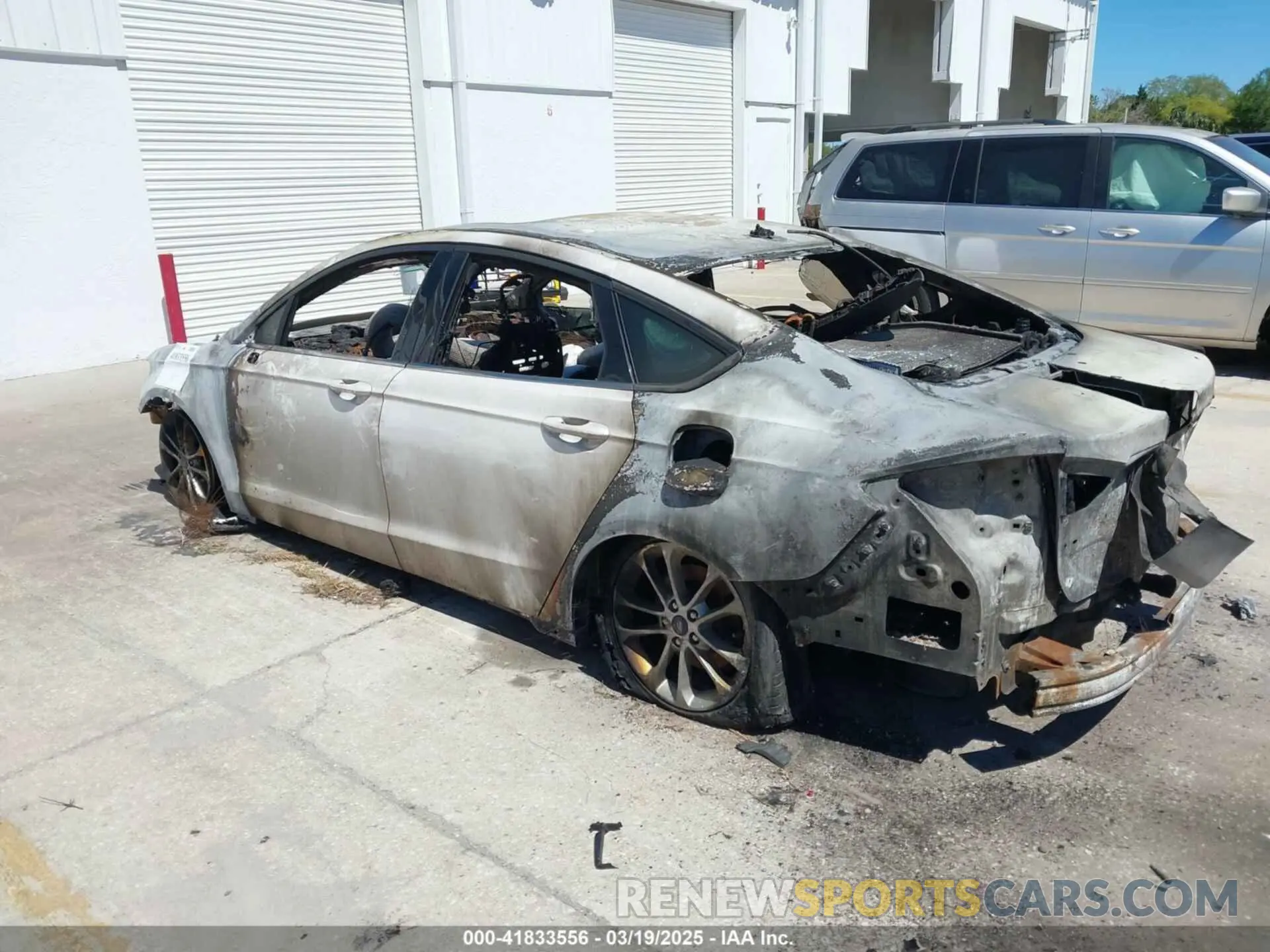 3 fotografías del automóvil dañado 3FA6P0HD9KR193819 FORD FUSION 2019