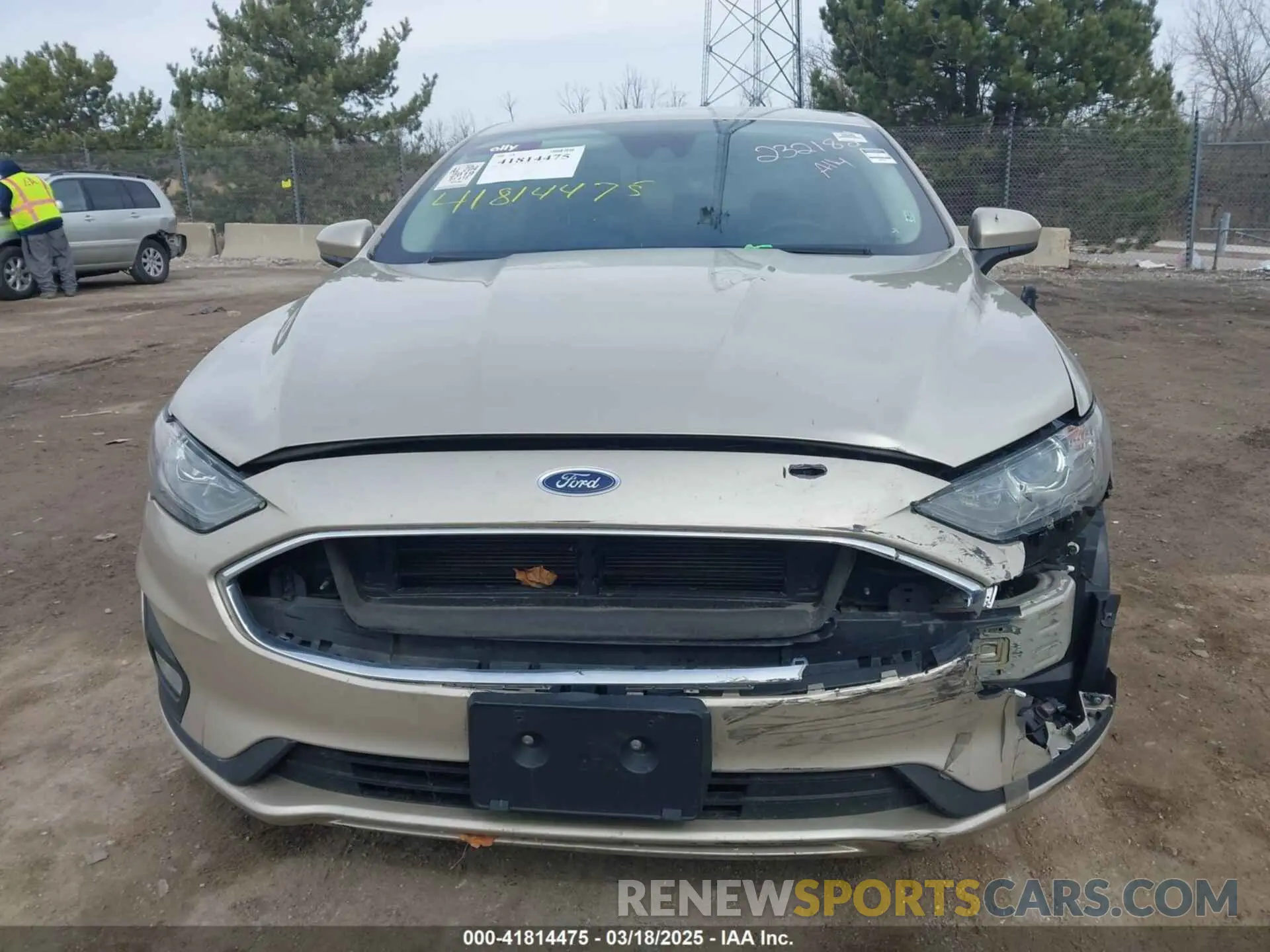 12 fotografías del automóvil dañado 3FA6P0HD9KR232182 FORD FUSION 2019