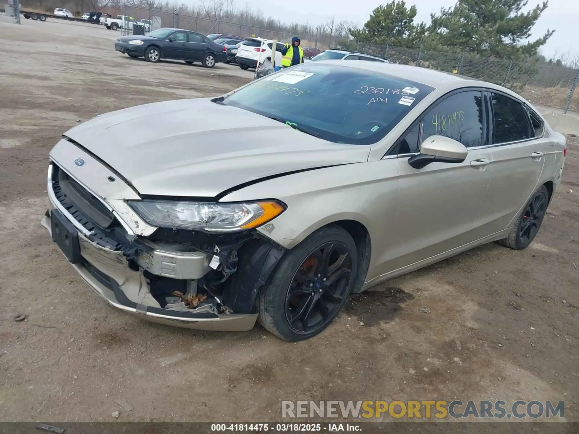 2 fotografías del automóvil dañado 3FA6P0HD9KR232182 FORD FUSION 2019