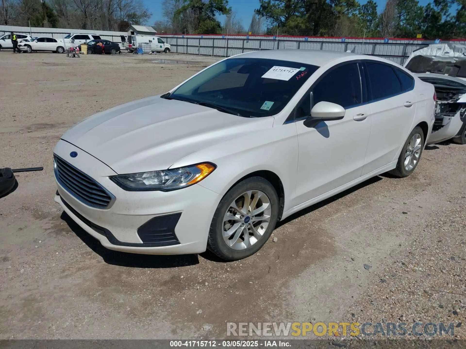 2 fotografías del automóvil dañado 3FA6P0HD9KR280619 FORD FUSION 2019