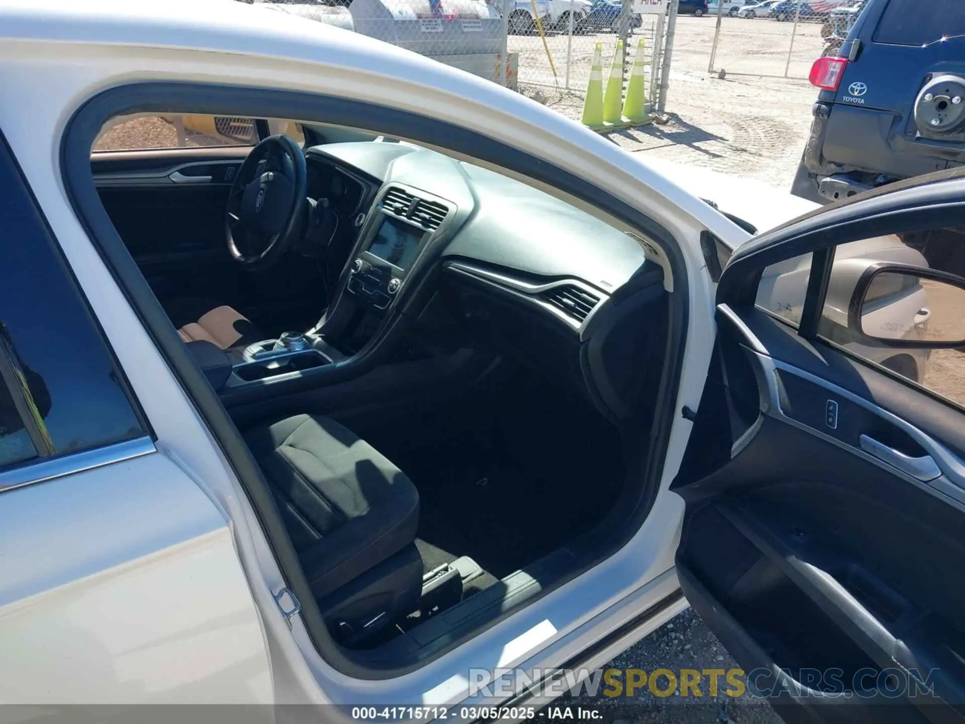 5 fotografías del automóvil dañado 3FA6P0HD9KR280619 FORD FUSION 2019