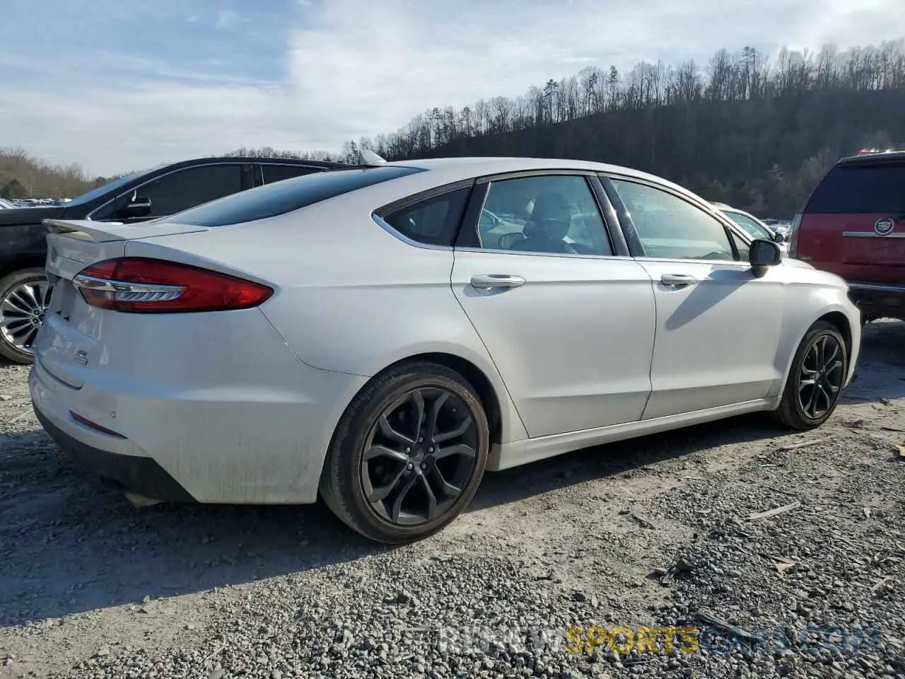 3 fotografías del automóvil dañado 3FA6P0HD9KR282385 FORD FUSION 2019