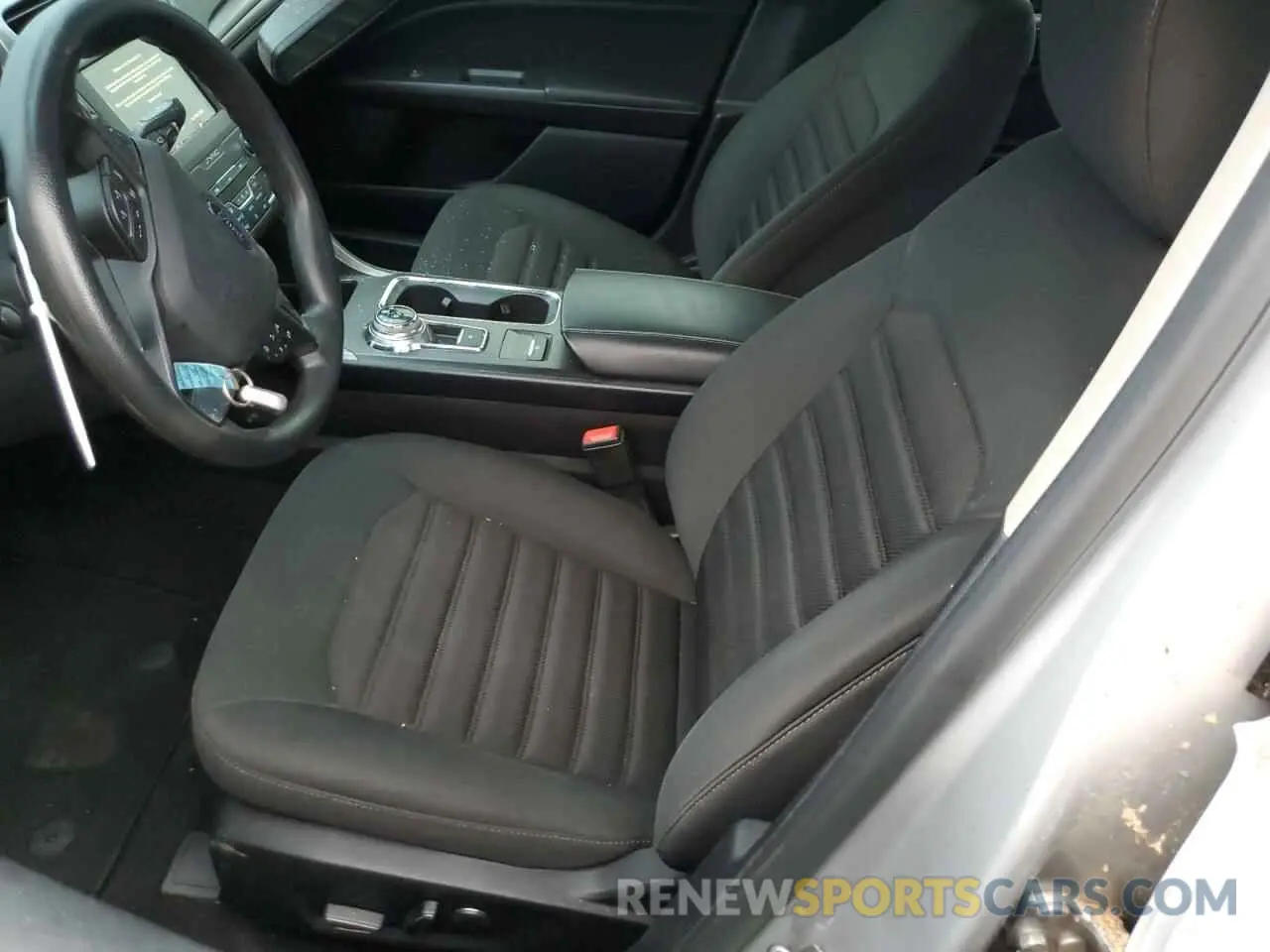 7 fotografías del automóvil dañado 3FA6P0HDXKR160103 FORD FUSION 2019