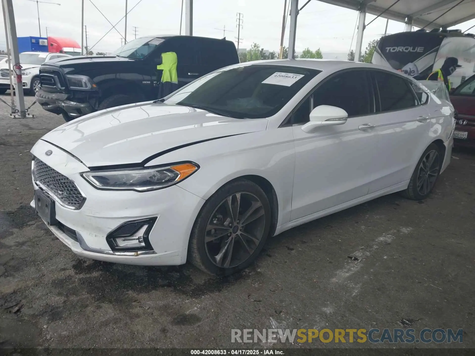 2 fotografías del automóvil dañado 3FA6P0K90KR236674 FORD FUSION 2019