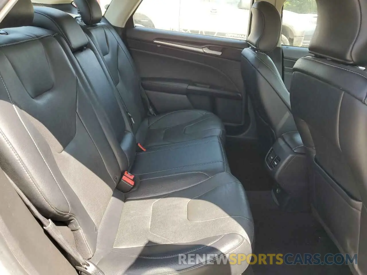 10 fotografías del automóvil dañado 3FA6P0K90KR271280 FORD FUSION 2019