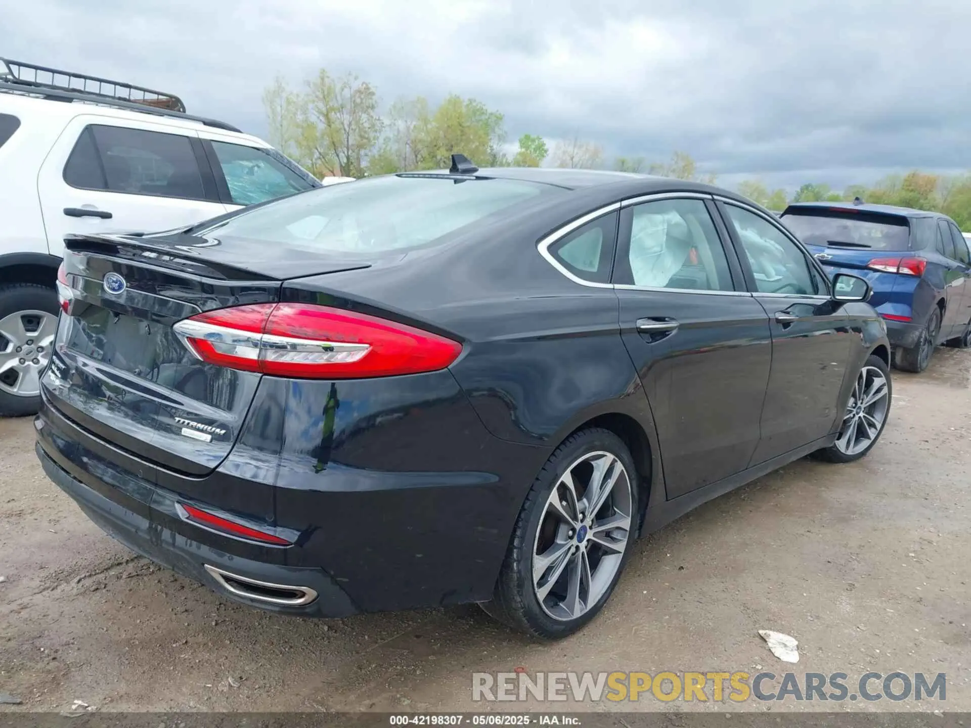 4 fotografías del automóvil dañado 3FA6P0K92KR248521 FORD FUSION 2019
