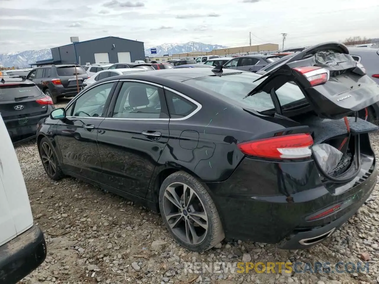 2 fotografías del automóvil dañado 3FA6P0K9XKR269374 FORD FUSION 2019