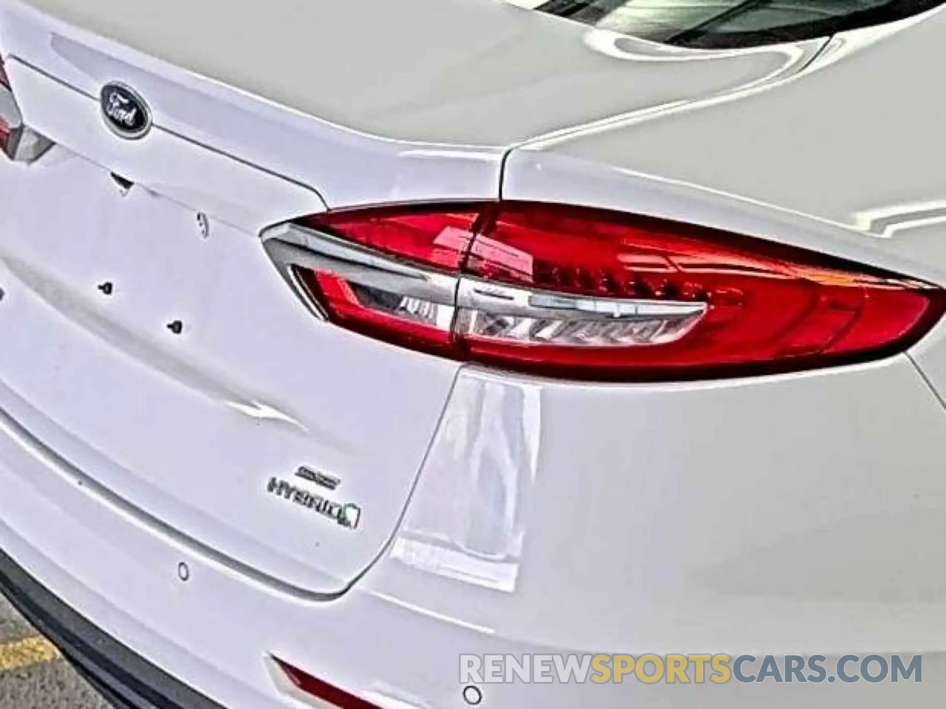 27 fotografías del automóvil dañado 3FA6P0LU0KR285585 FORD FUSION 2019