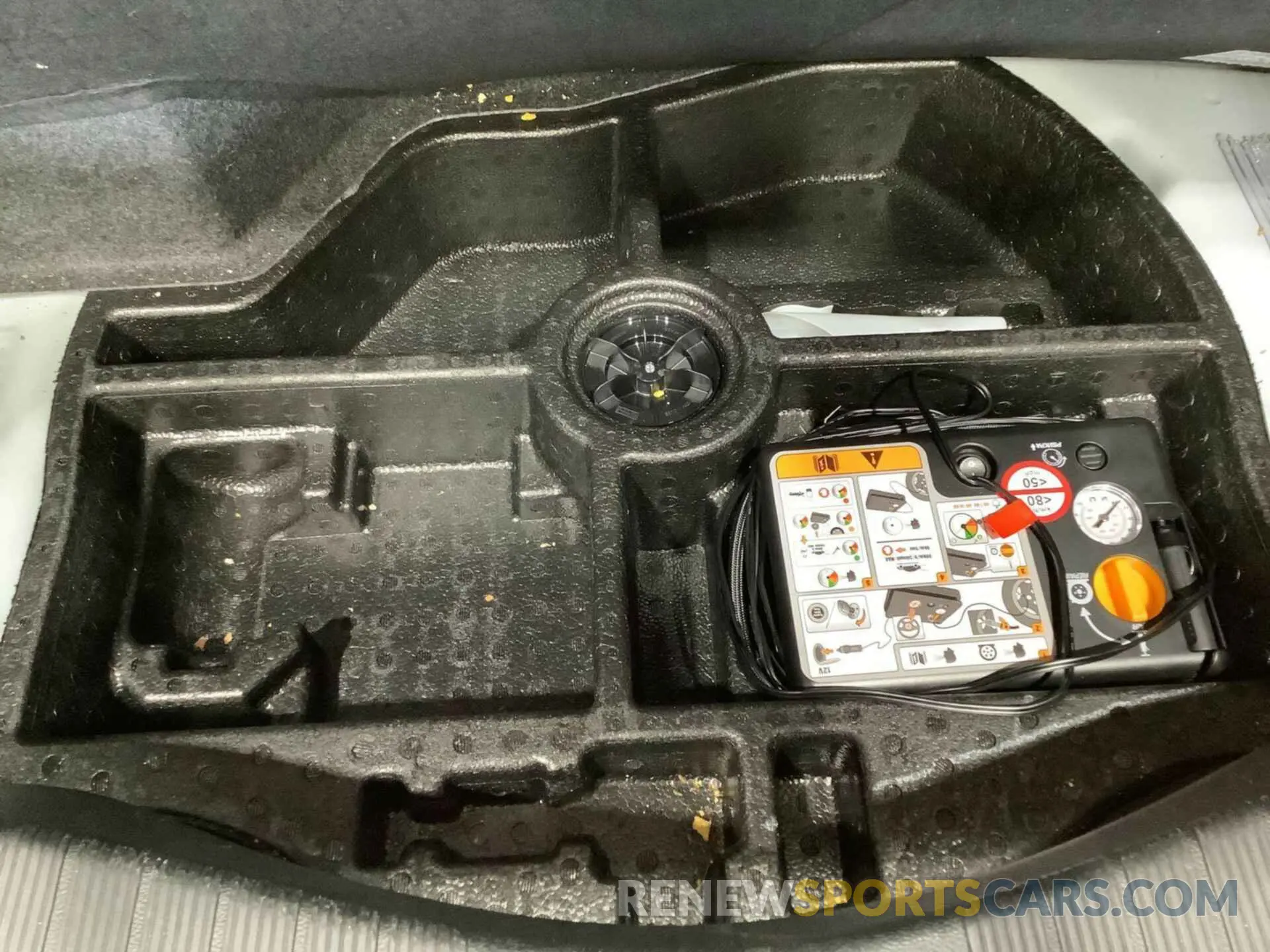 3 fotografías del automóvil dañado 3FA6P0LU0KR285585 FORD FUSION 2019