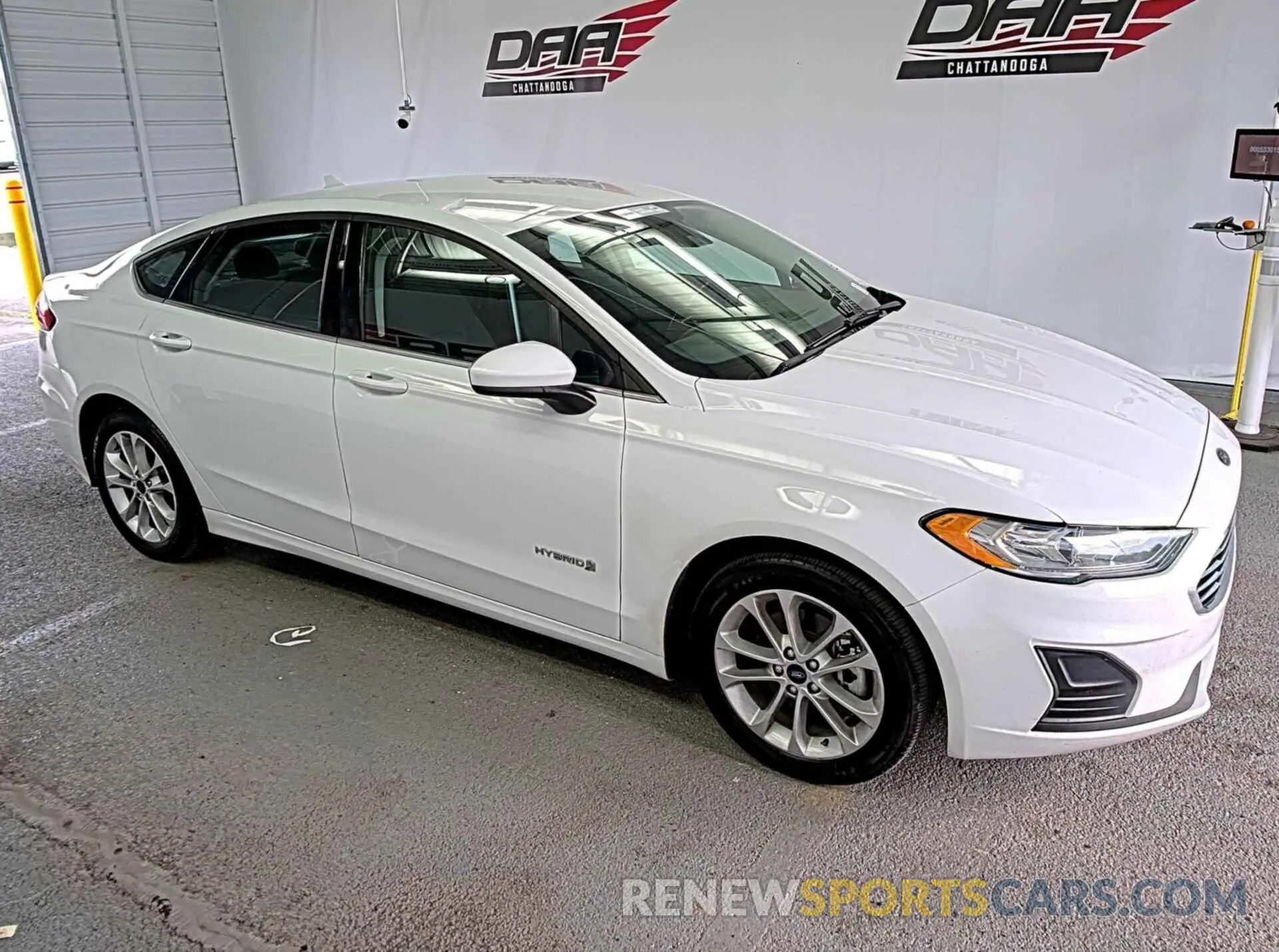 33 fotografías del automóvil dañado 3FA6P0LU0KR285585 FORD FUSION 2019