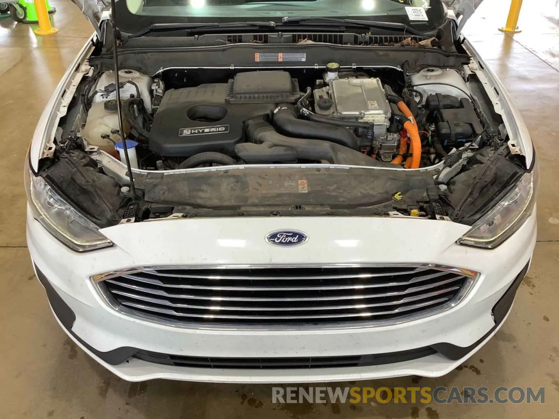 6 fotografías del automóvil dañado 3FA6P0LU0KR285585 FORD FUSION 2019