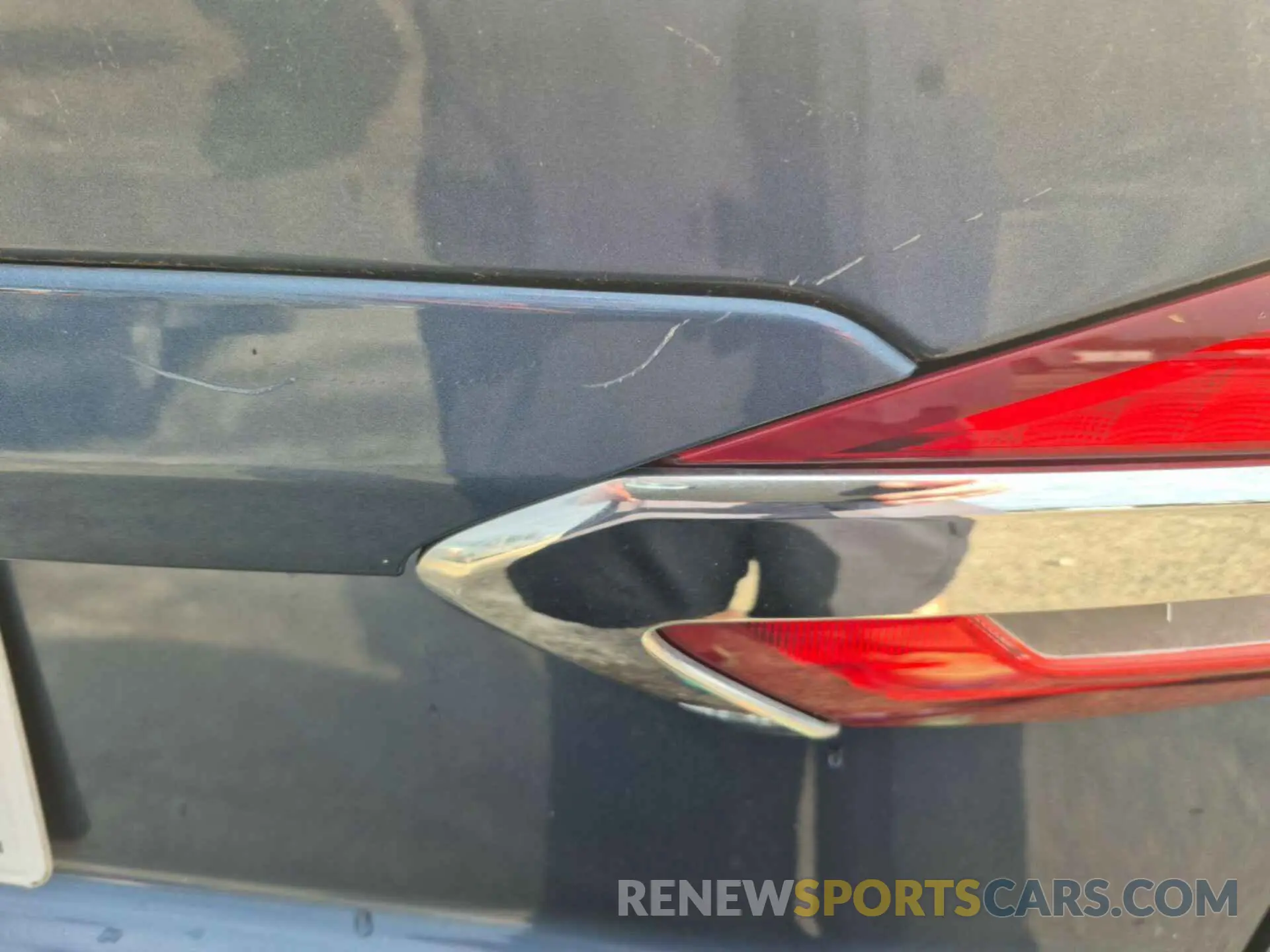 2 fotografías del automóvil dañado 3FA6P0LU1KR255673 FORD FUSION 2019